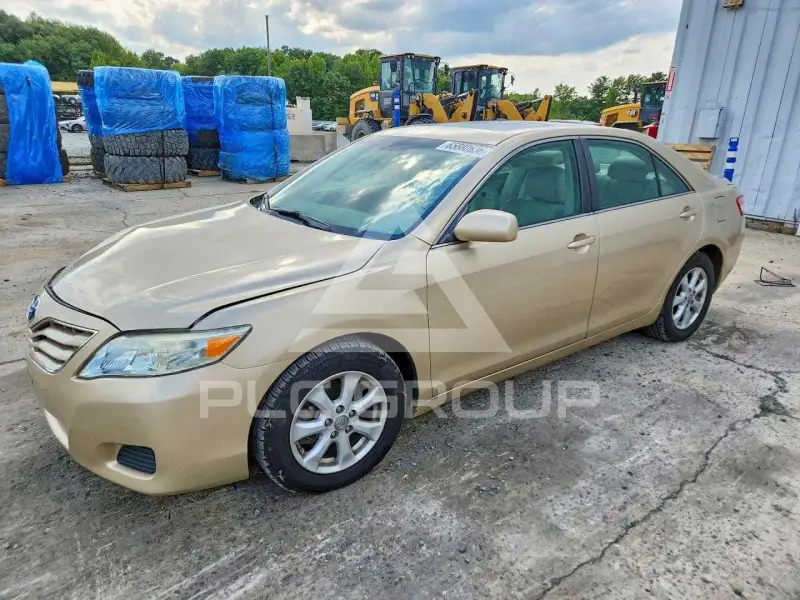 2011 Toyota CAMRY фото
