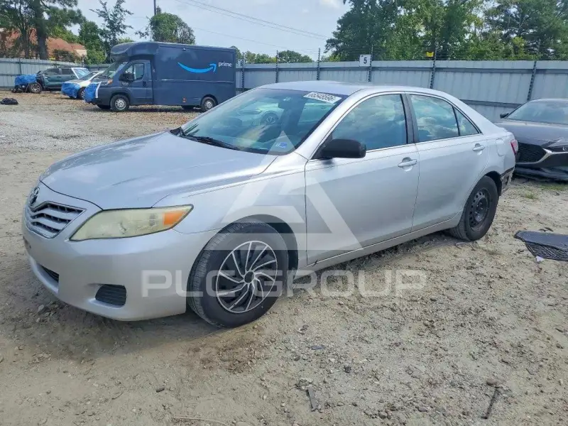 2011 Toyota CAMRY фото