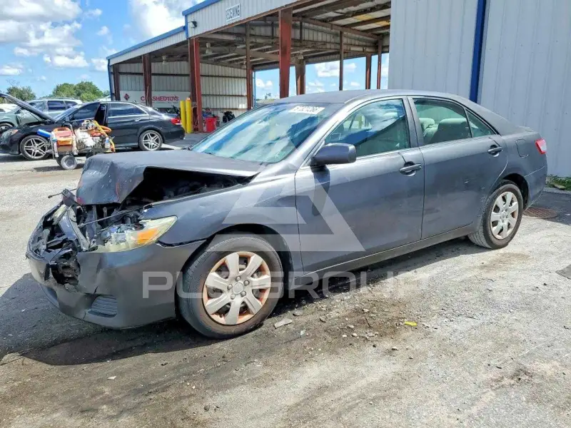 2011 Toyota CAMRY photo