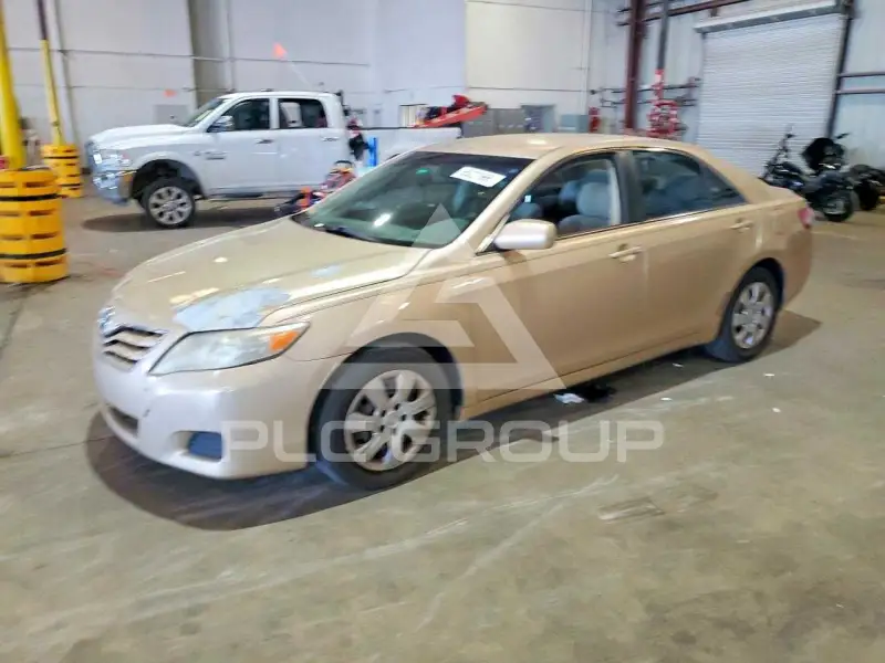 2011 Toyota CAMRY photo