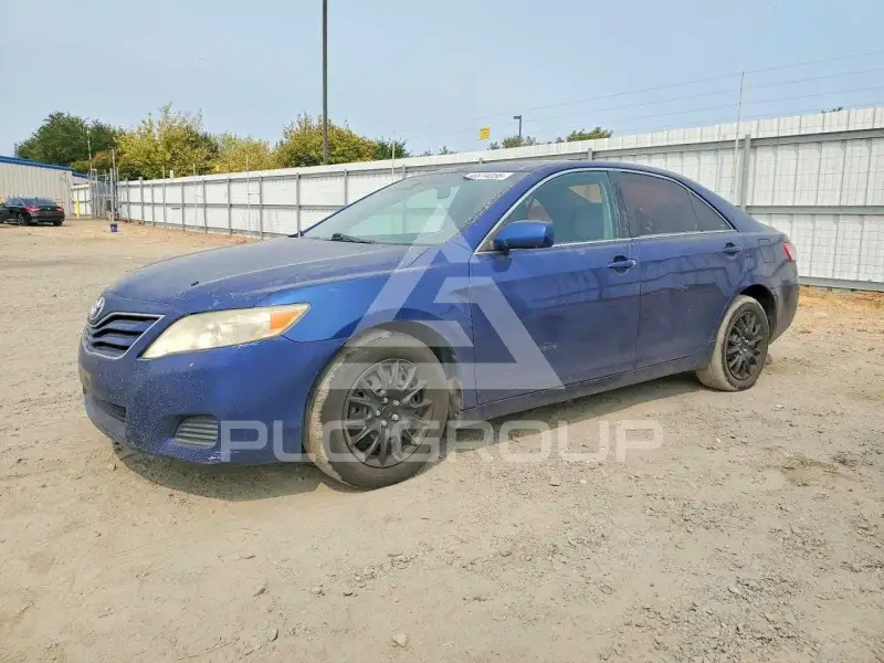 2011 Toyota CAMRY photo