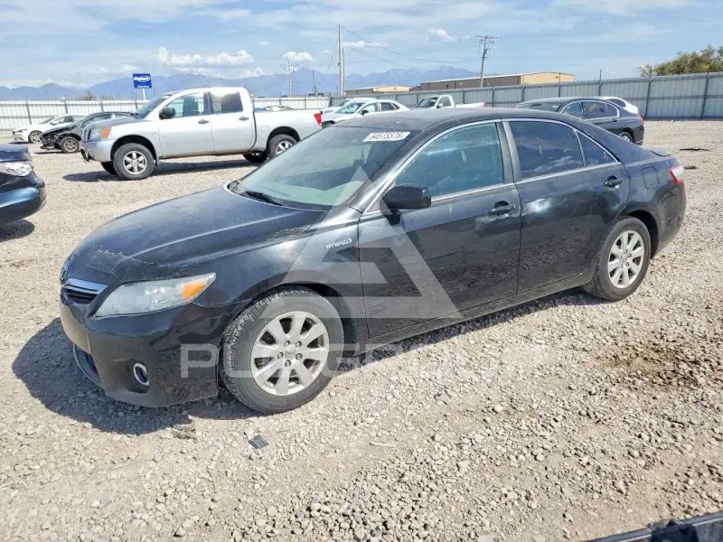 2011 Toyota CAMRY фото