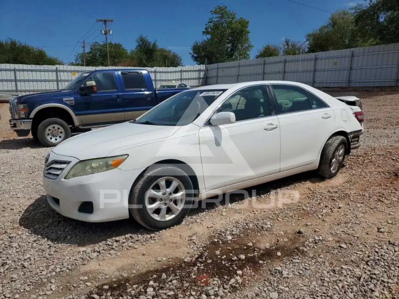 2011 Toyota CAMRY photo