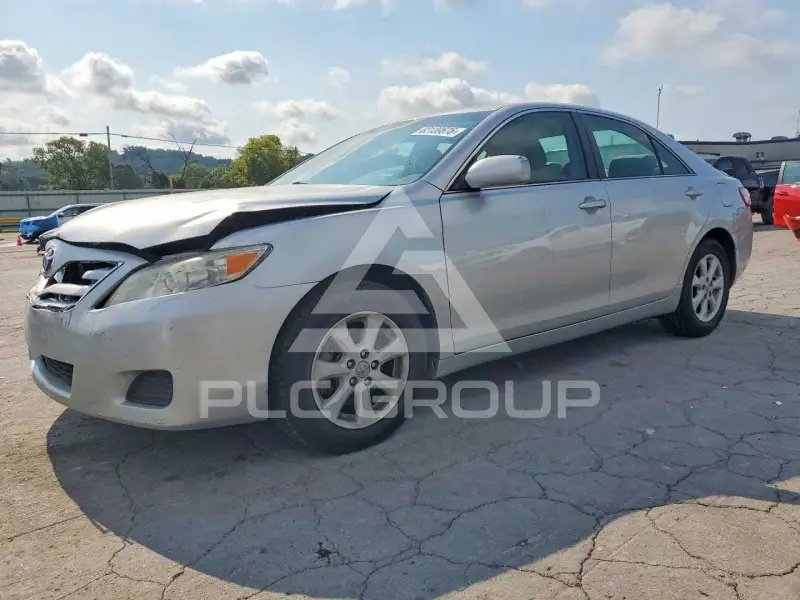 2011 Toyota CAMRY photo