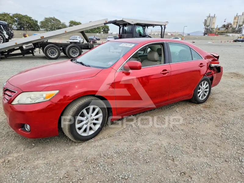 2011 Toyota CAMRY photo