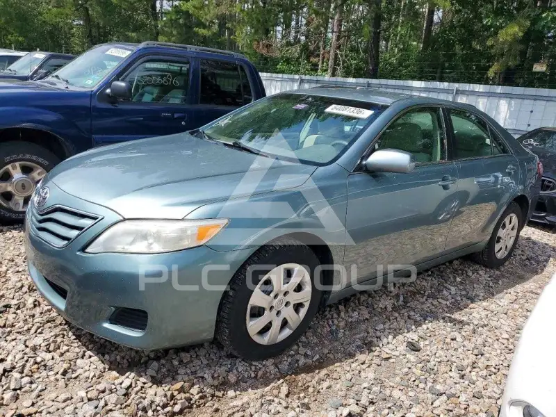 2011 Toyota CAMRY фото