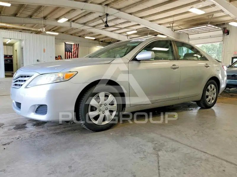 2011 Toyota CAMRY photo