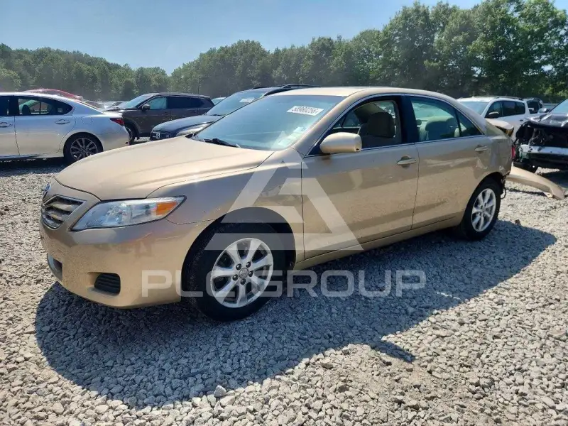 2011 Toyota CAMRY фото