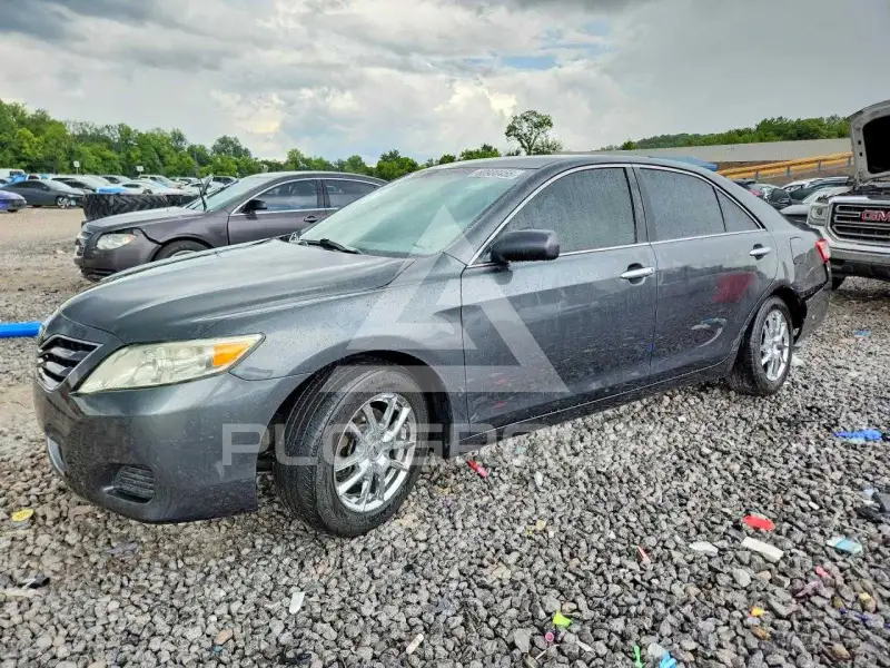 2011 Toyota CAMRY фото