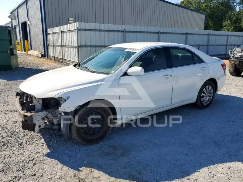 2011 Toyota CAMRY photo
