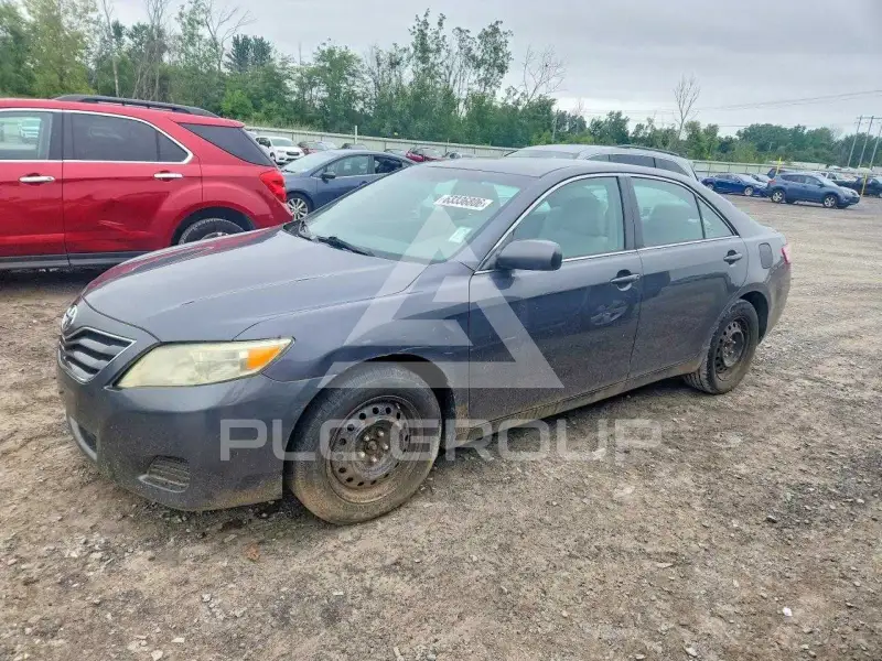 2011 Toyota CAMRY фото