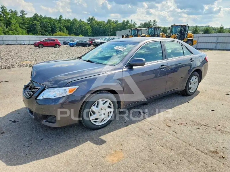 2011 Toyota CAMRY фото