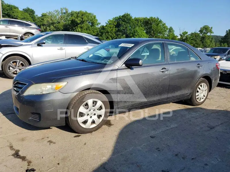 2011 Toyota CAMRY фото
