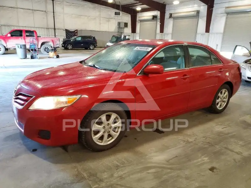 2011 Toyota CAMRY photo