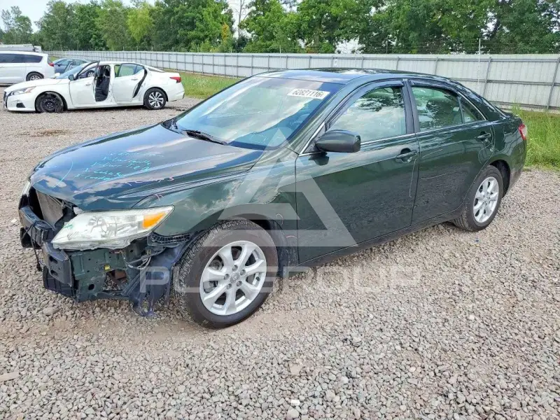 2011 Toyota CAMRY фото