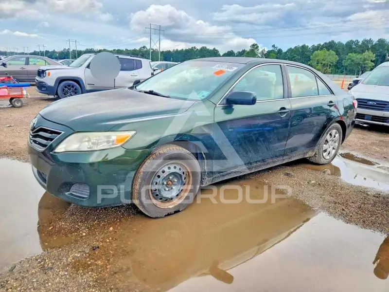 2011 Toyota CAMRY фото