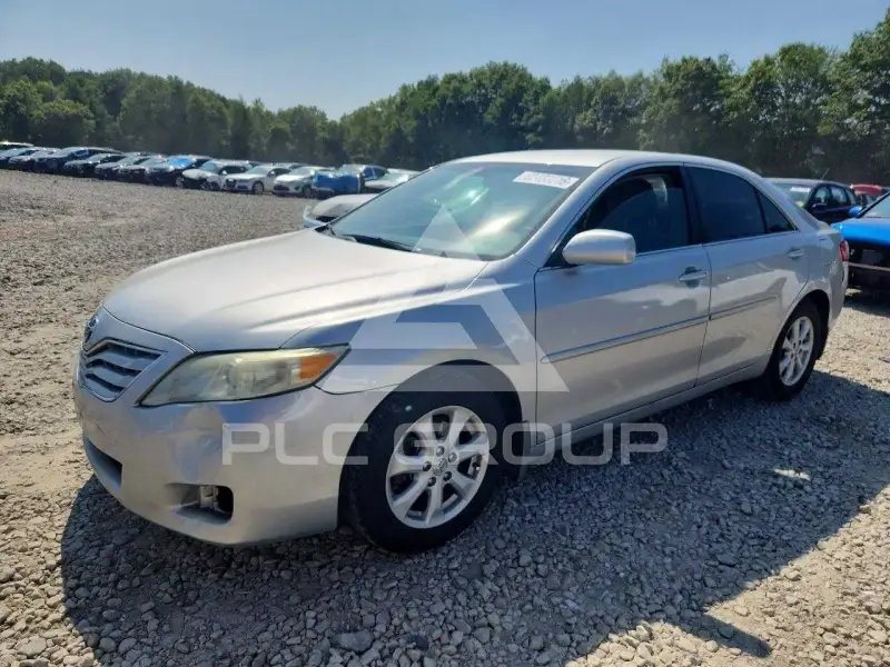 2011 Toyota CAMRY фото