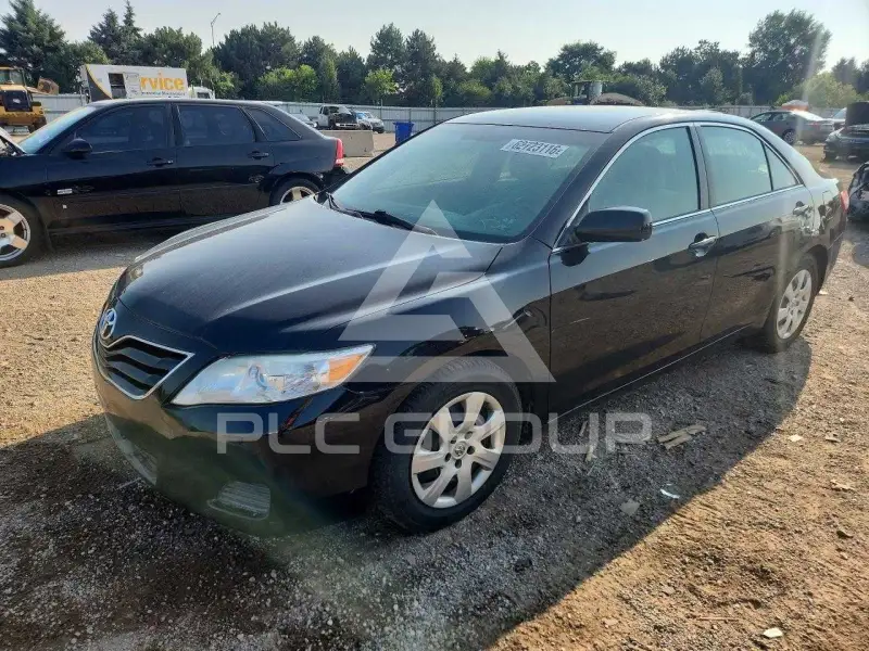 2011 Toyota CAMRY фото