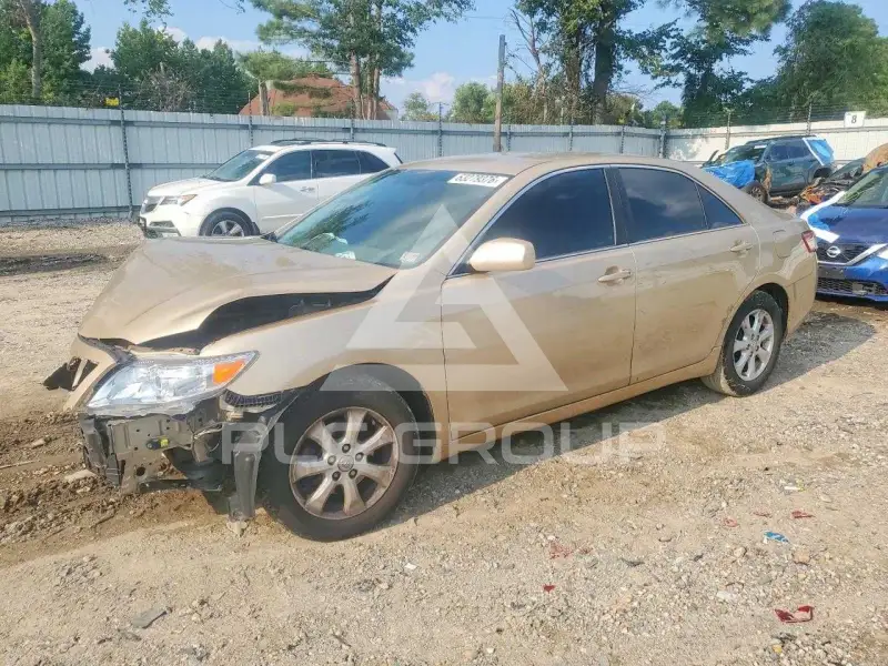 2011 Toyota CAMRY фото