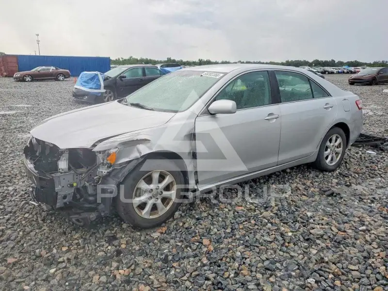 2011 Toyota CAMRY фото