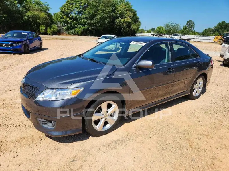 2011 Toyota CAMRY photo