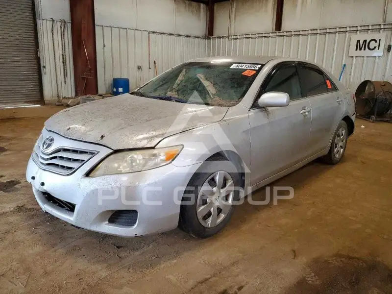 2011 Toyota CAMRY фото
