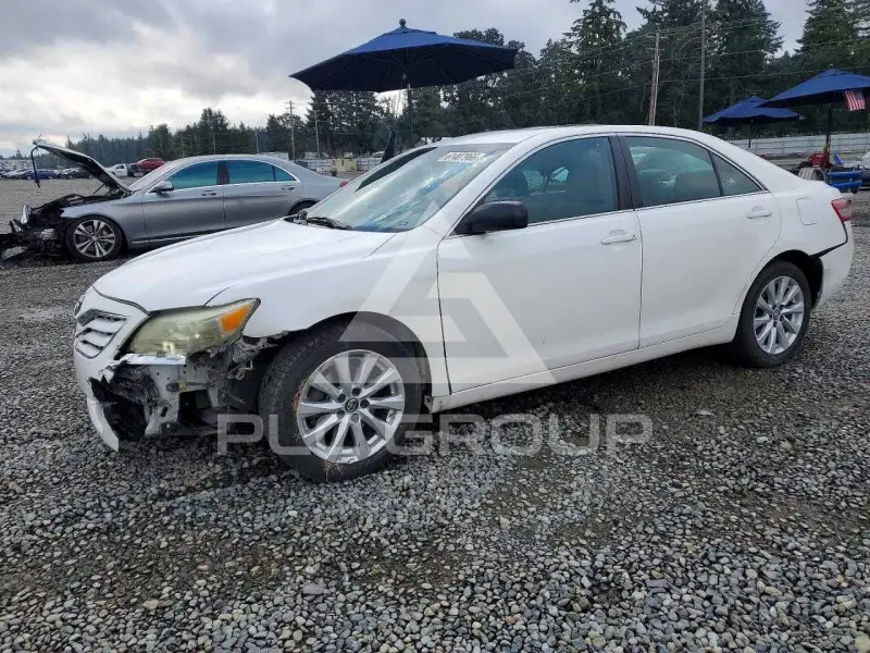2011 Toyota CAMRY photo