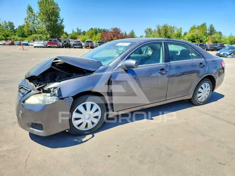 2011 Toyota CAMRY photo