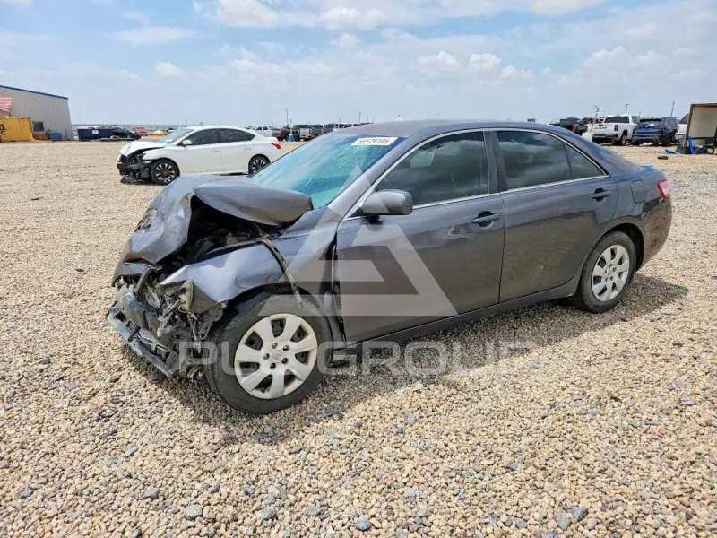2011 Toyota CAMRY photo
