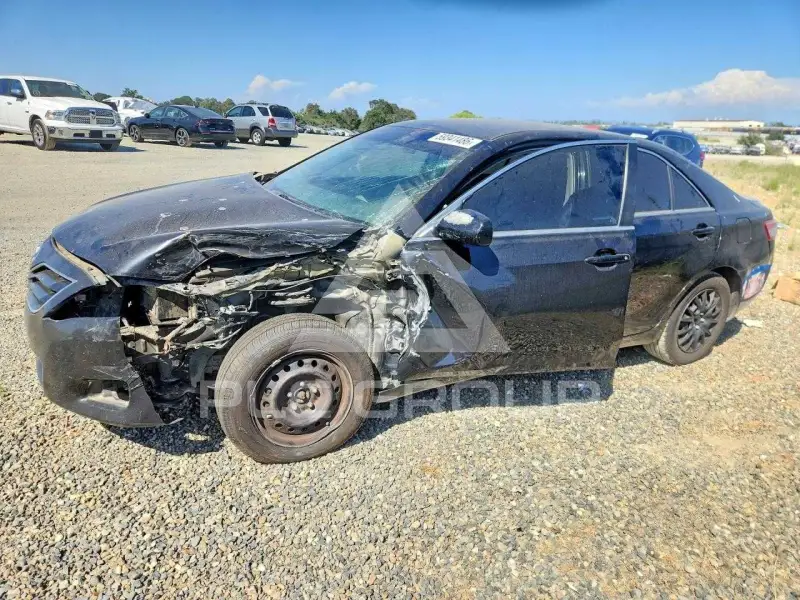 2011 Toyota CAMRY photo