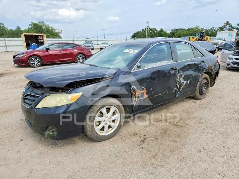 2011 Toyota CAMRY фото