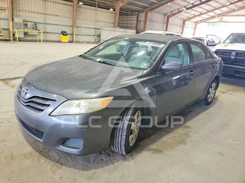 2011 Toyota CAMRY фото