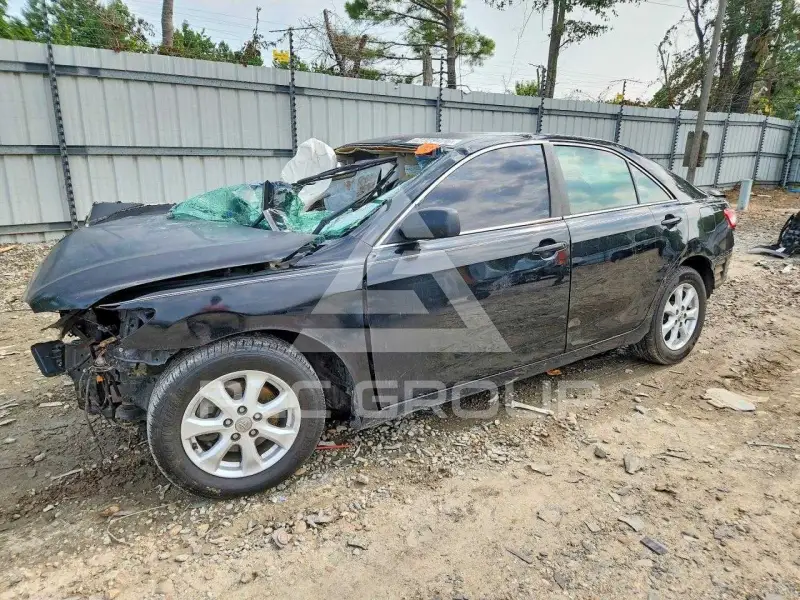 2011 Toyota CAMRY photo