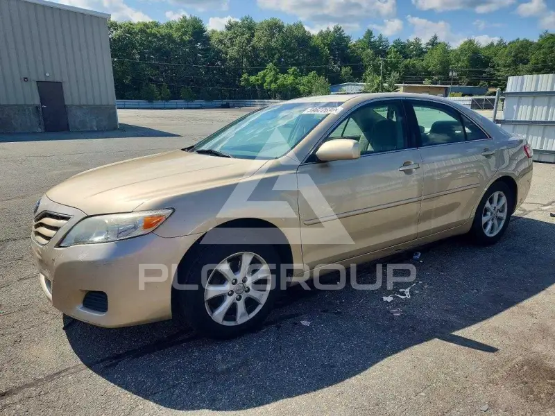 2011 Toyota CAMRY photo