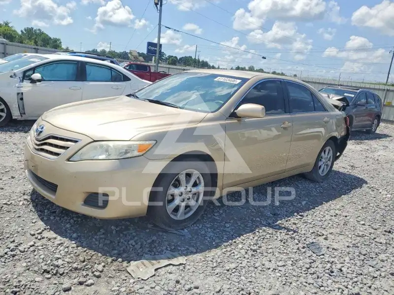 2011 Toyota CAMRY фото