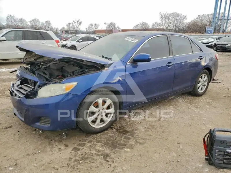 2011 Toyota CAMRY фото