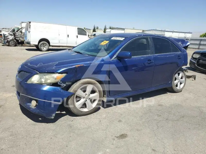 2011 Toyota CAMRY фото