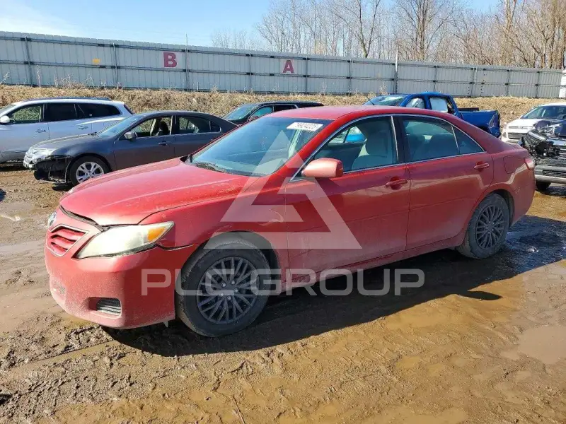 2011 Toyota CAMRY фото