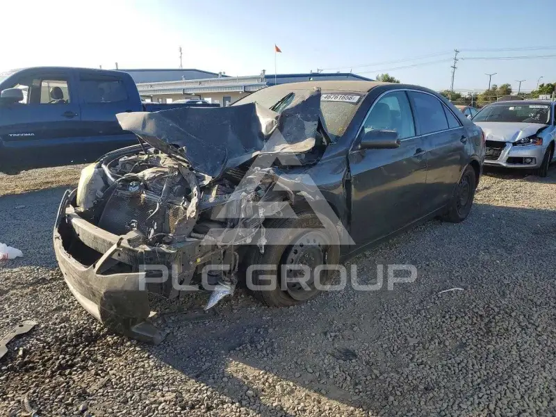2011 Toyota CAMRY фото