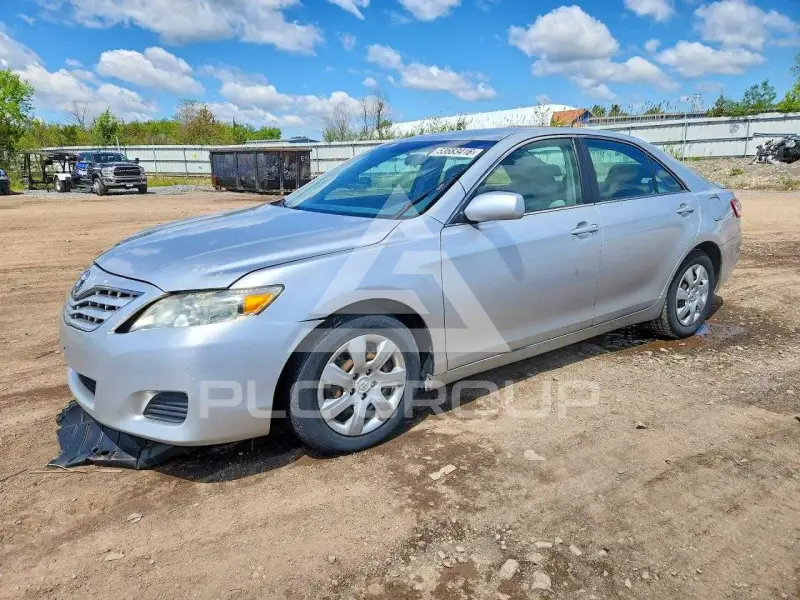 2011 Toyota CAMRY фото