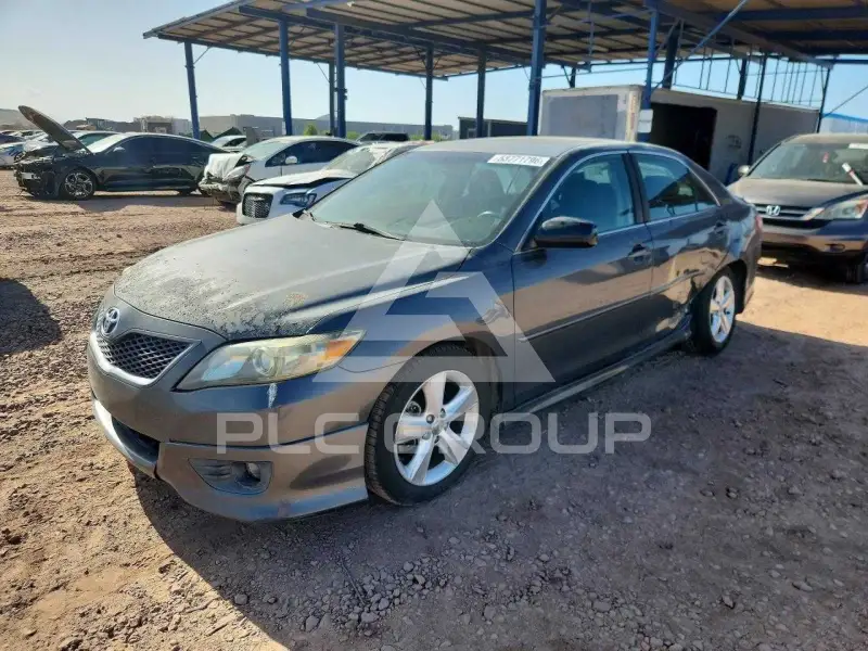 2011 Toyota CAMRY фото