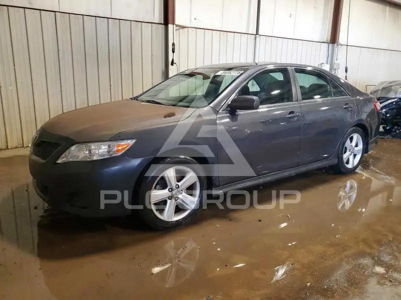 2011 Toyota CAMRY photo