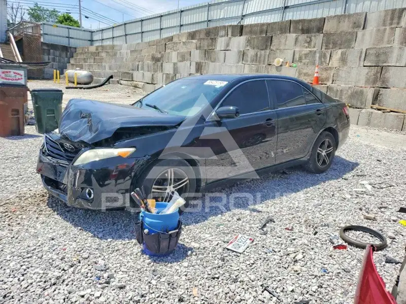2011 Toyota CAMRY фото