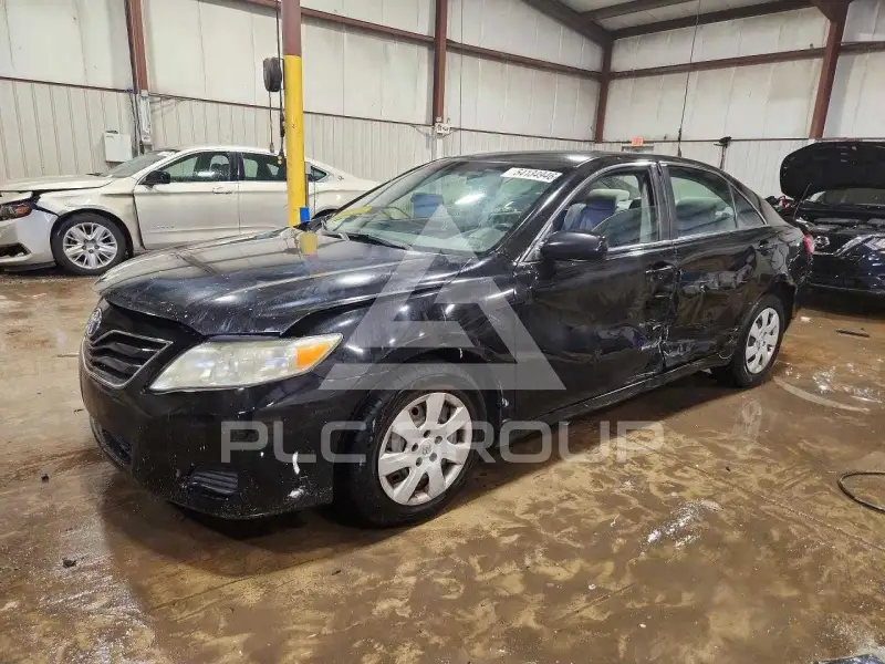 2011 Toyota CAMRY фото