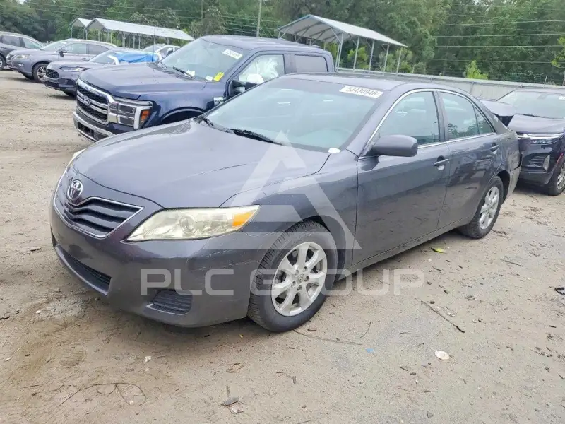 2011 Toyota CAMRY фото