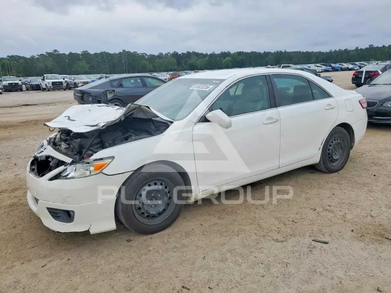 2011 Toyota CAMRY фото