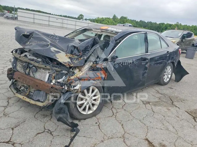 2011 Toyota CAMRY фото