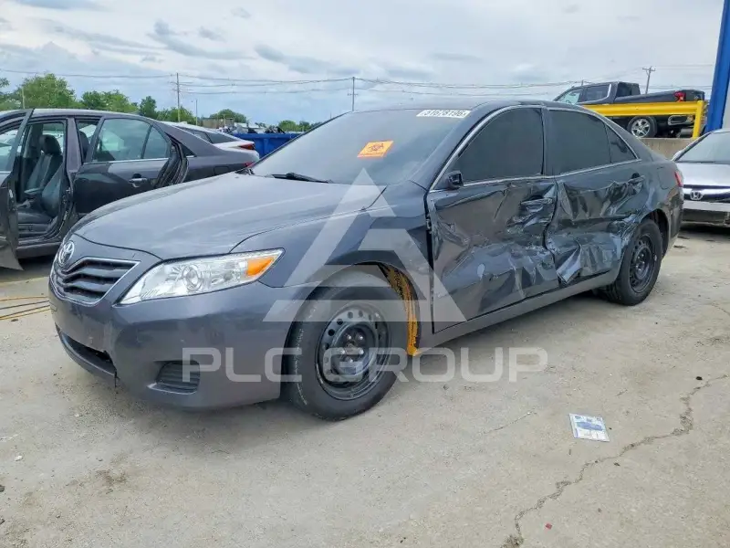 2011 Toyota CAMRY фото