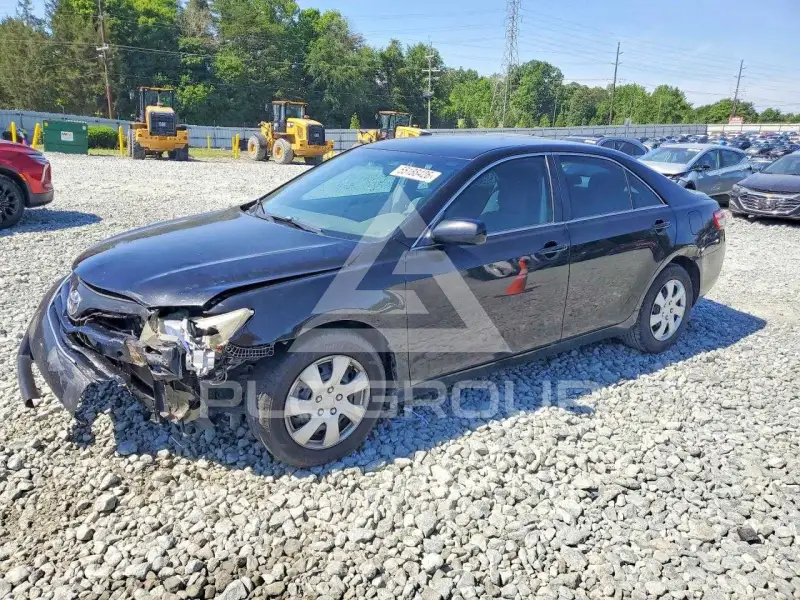 2011 Toyota CAMRY фото