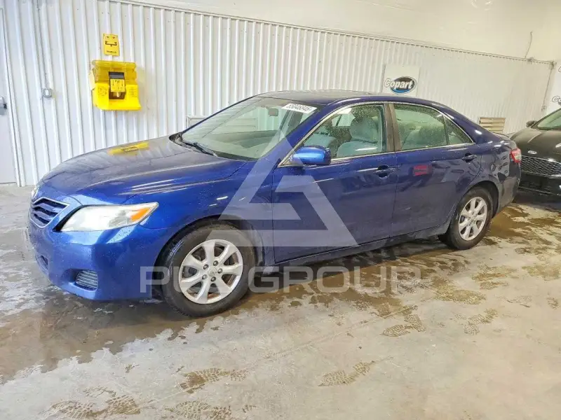 2011 Toyota CAMRY фото